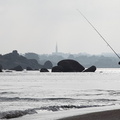 Pêcheur dans la baie du Kernic