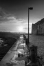 Au pied des remparts