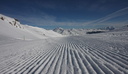 Piste de ski damée