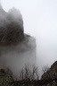 Montagne dans les nuages